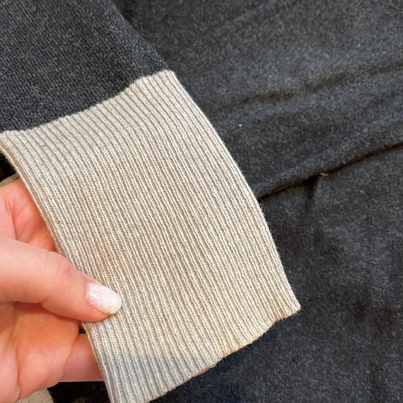 Lilla P wool sweater colorblock size S like new - Picture 3 of 6